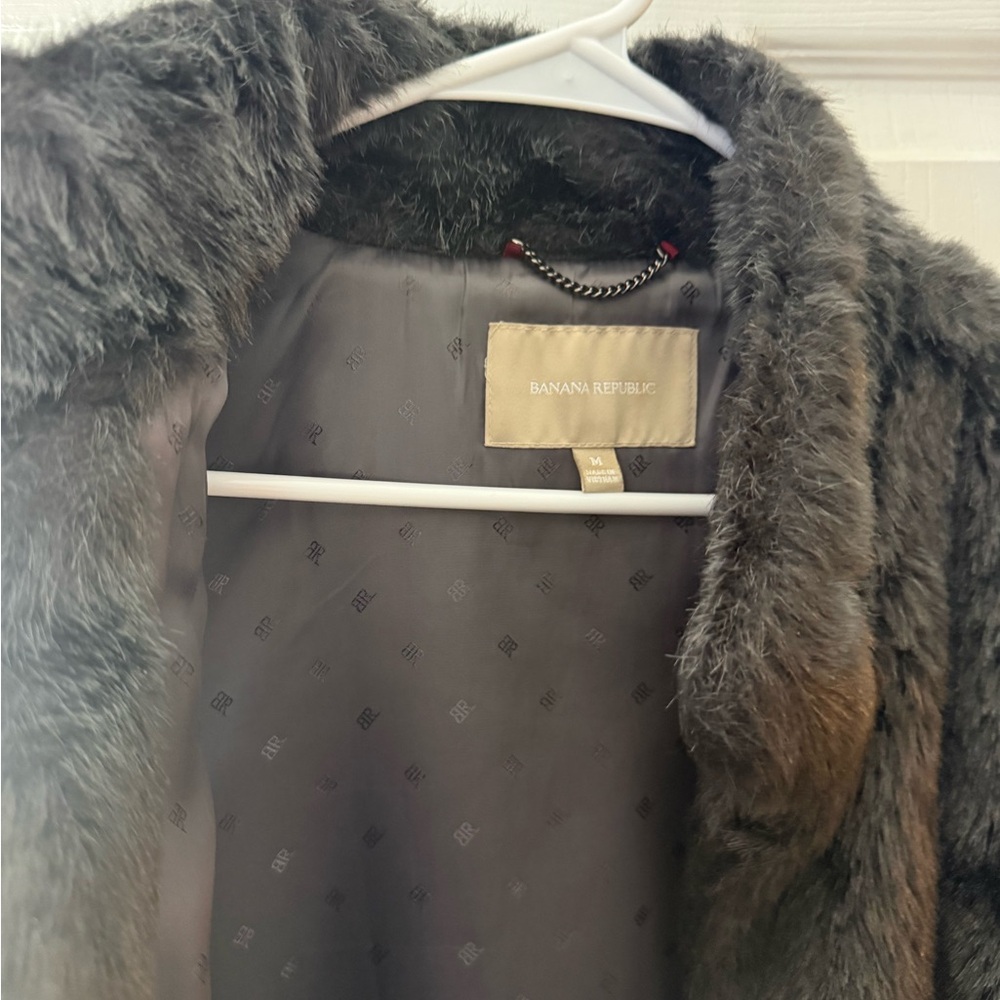 Banana Republic Women's Faux Fur Vest - Black - Picture 2 of 6